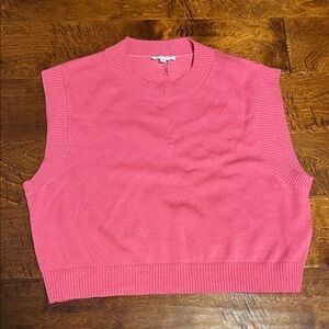 Pink Sleeveless Sweatervest Size Medium